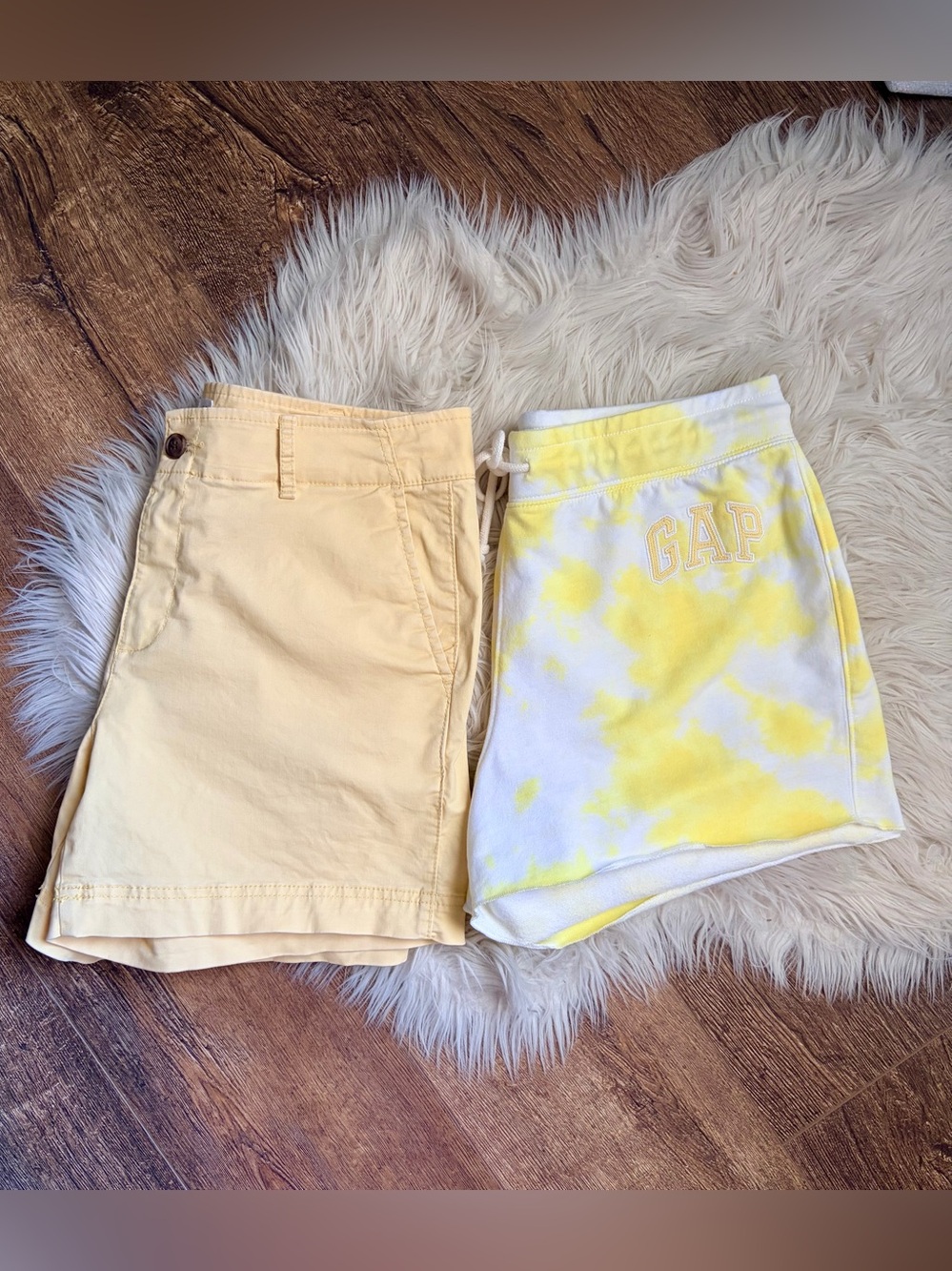 GAP Yellow Tie-Dye Shorts and Solid Pale Yellow Short Set